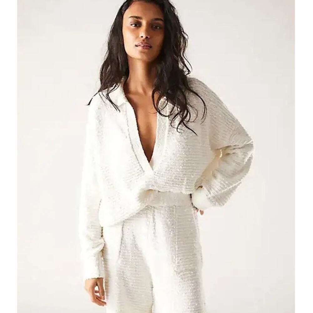 Free People FP Beach Carter Sweater sz Medium Ivory White Coastal Collar Plunge
